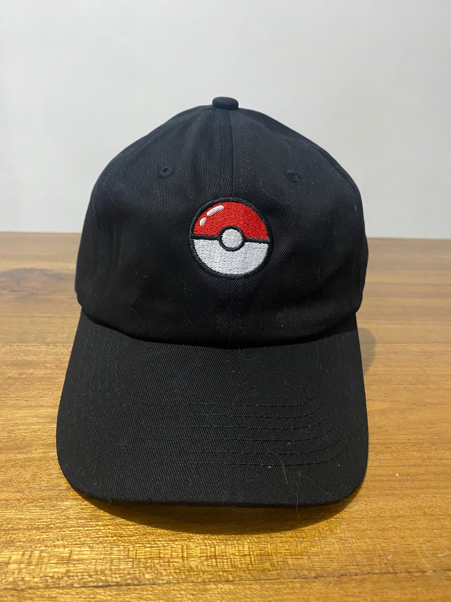 GORRA POKEMON: POKEBOLA